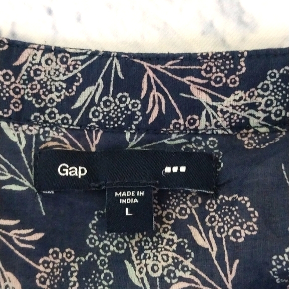 Gap Top Button Down Smocked in Front Floral 3/4 Sleeve Sz L - Picture 5 of 5